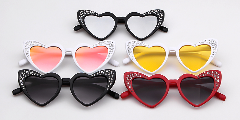 SORVINO-2020-Diamond-Heart-Shape-Kids-Sunglasses-Retro-Designer-Bling-Cute-90s-Lolita-Girl-Children--32906446340